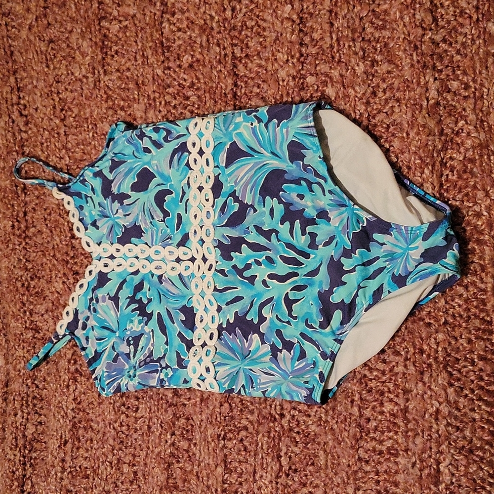 Lilly pulitzer size girls 12 swimsuit